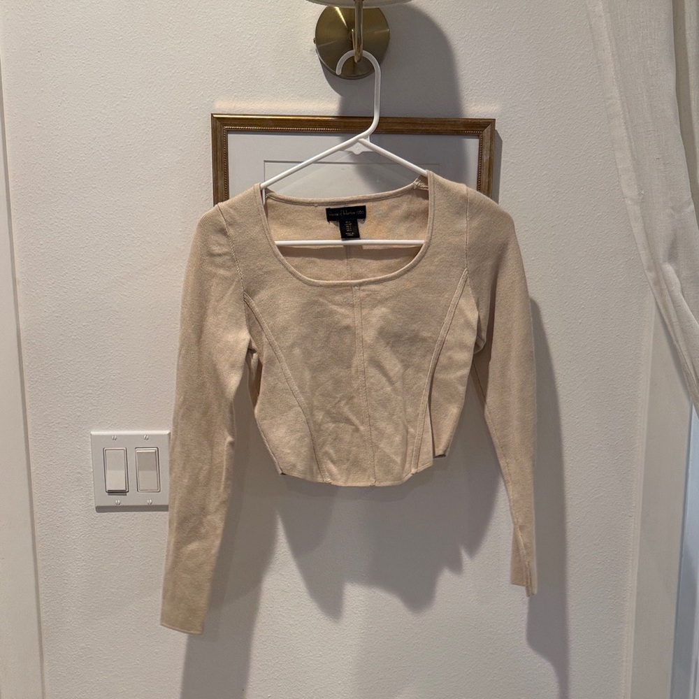 Express Beige Long-Sleeve Scoop Neck Cropped Top